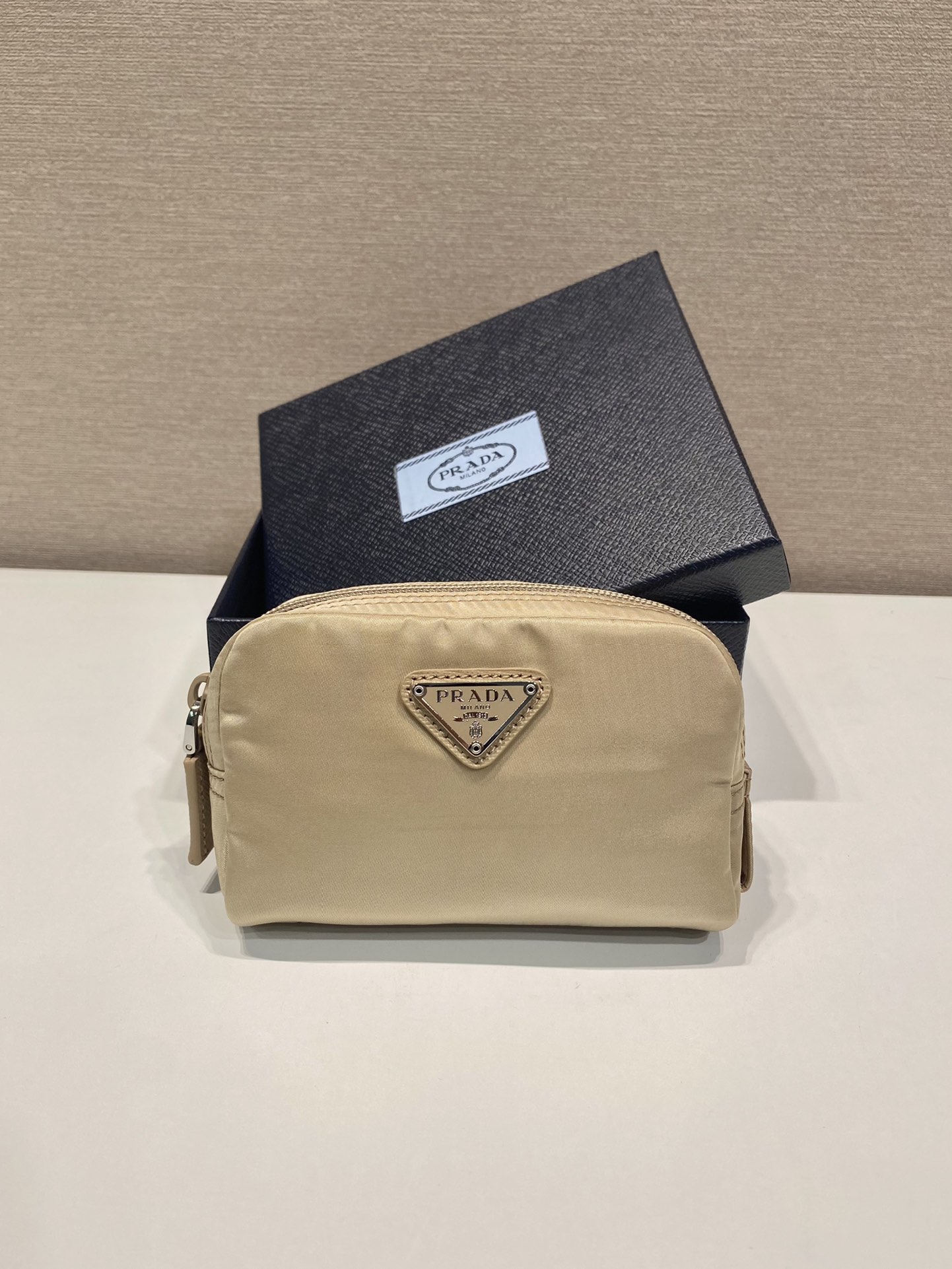 Prada_1NA339_Re-Nylon_Ba
